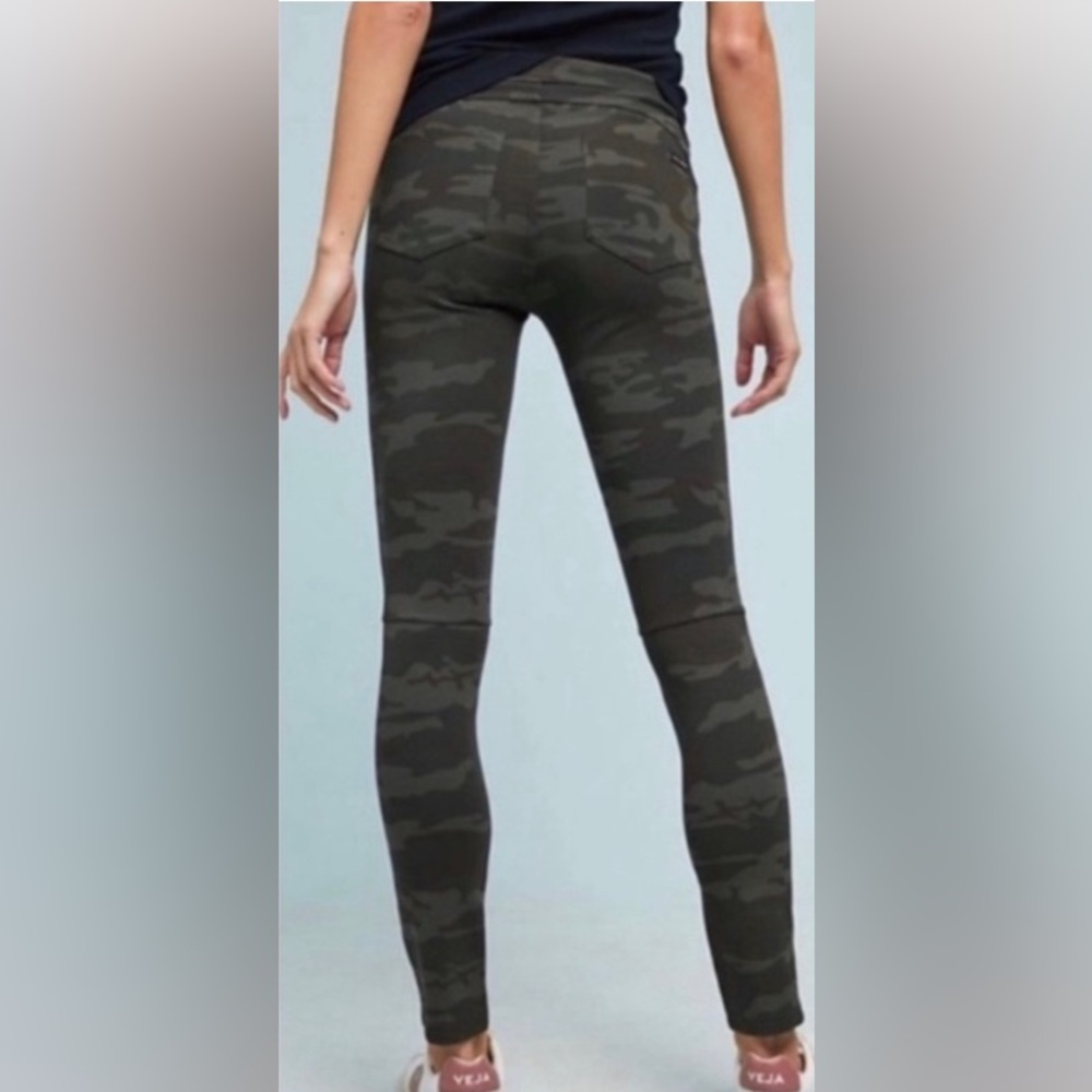 Sanctuary by Anthropologie Camo Leggings Womens size M